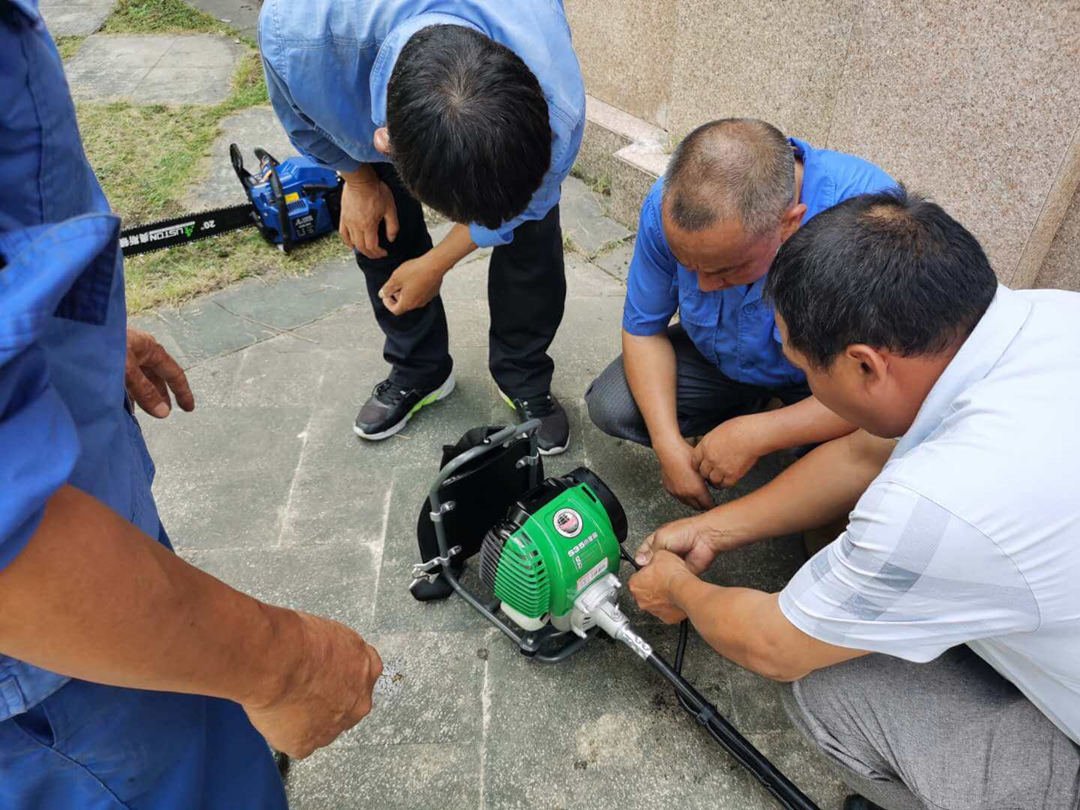 綠化工程機(jī)械保養(yǎng)